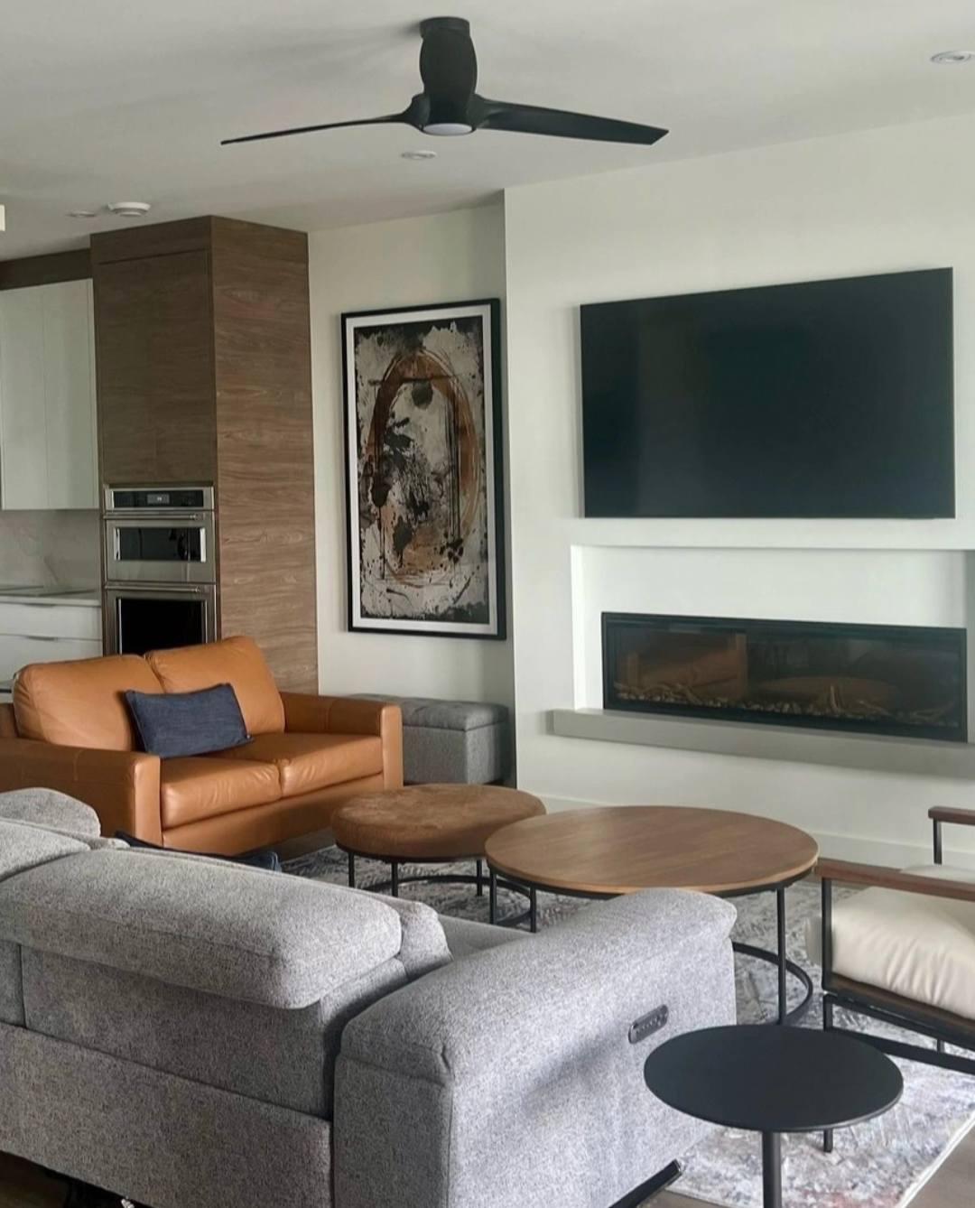 R Design Studio - Interiors and Home Decor