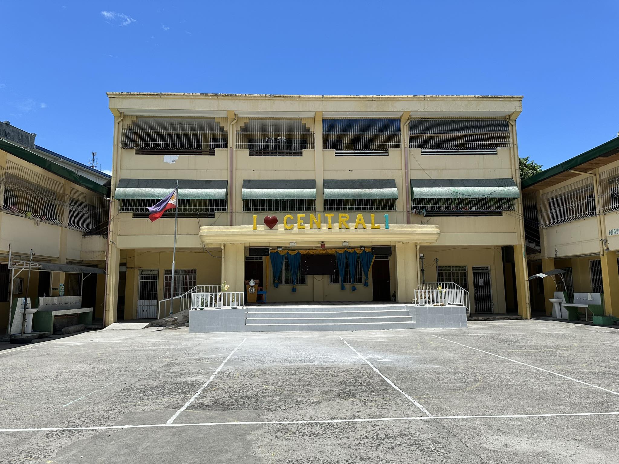 DepEd Santa Rosa Elementary School Central 1 | Santa Rosa