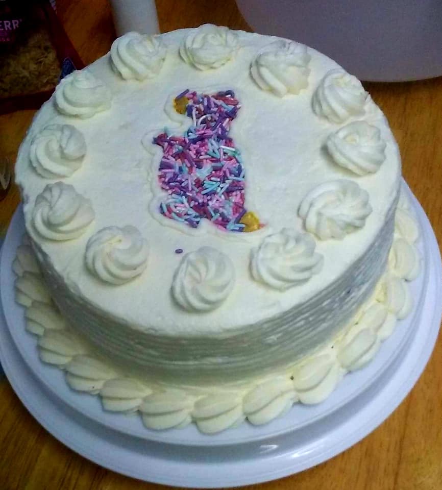 Sprinkle Buns - ‼️I've had some request to post a few cake...