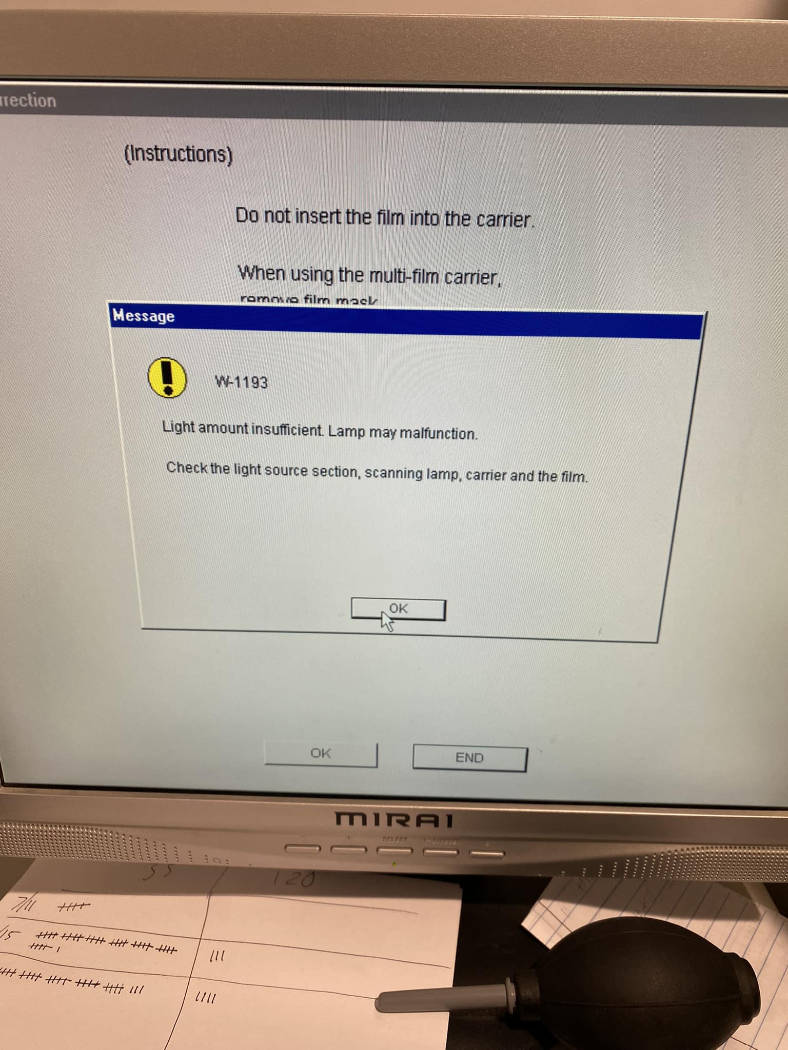 Panasonic PT-D5700 lamp issues: chip or reader problem?