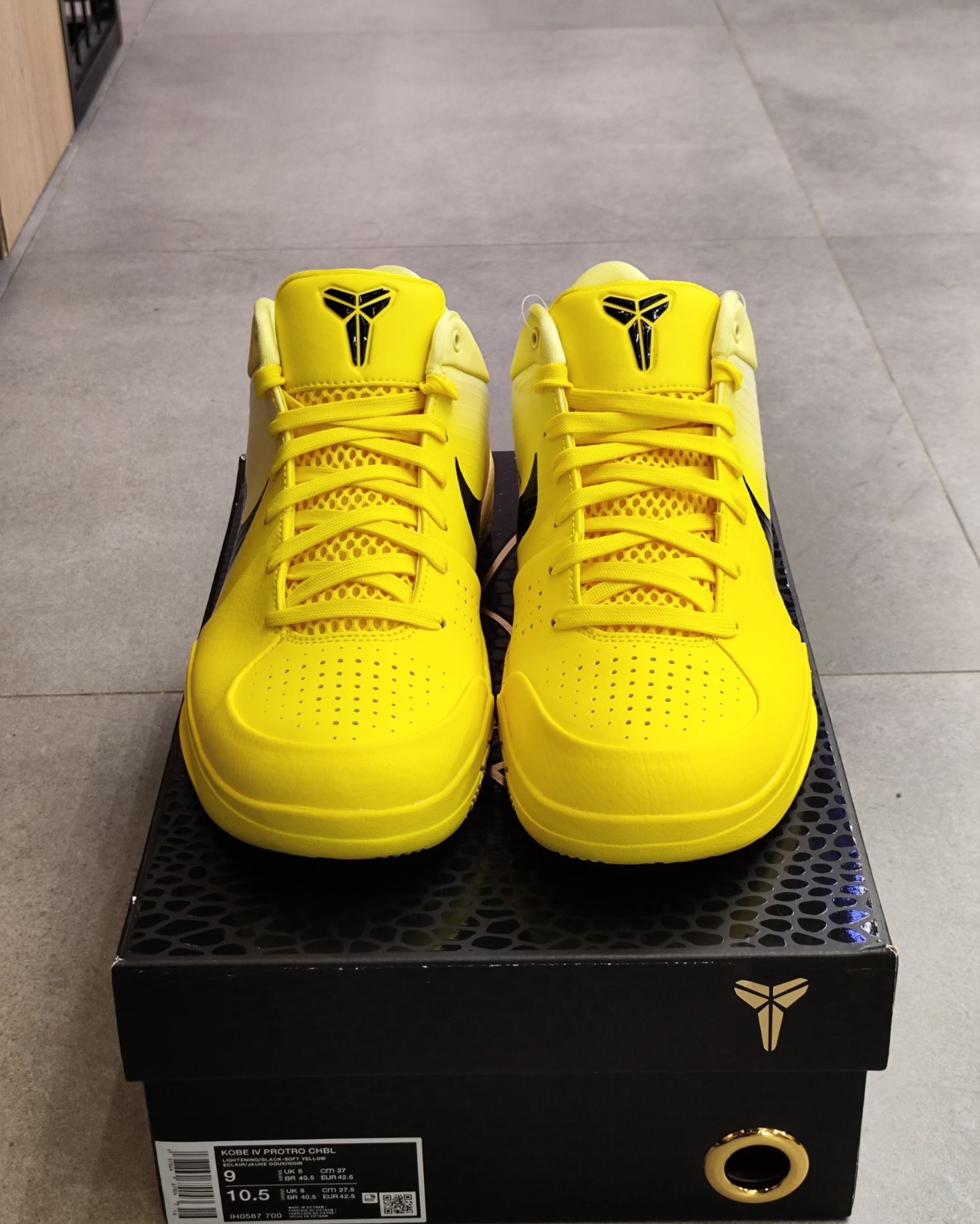 Now Available: N.I.K.E K.O.B.E 4 Protro 