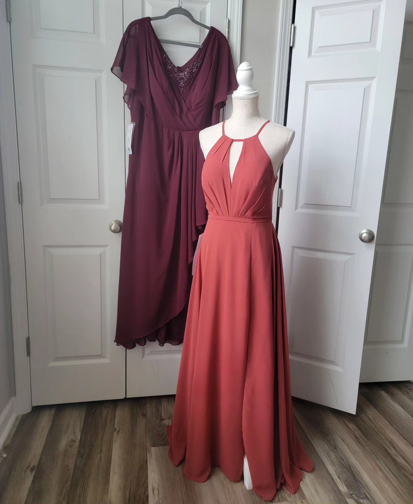 satin bodycon midi dress Storia Monochromatic gracies corner dress offering a convertible structure Size:5x7 Buttermilk Blue Cheese Dressing