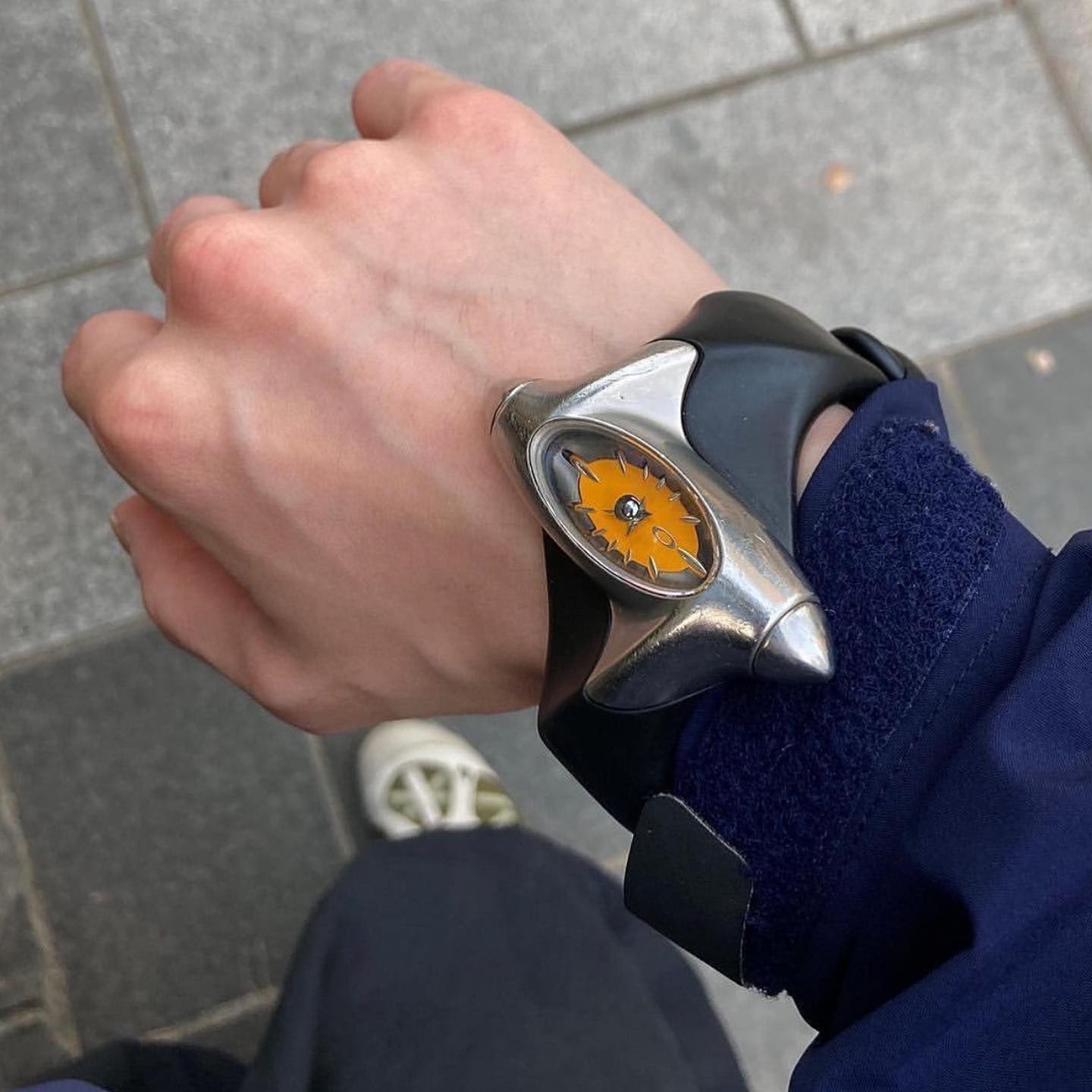 Oakley torpedo watch via @arcx1000 ?? Insane design from the 90s?