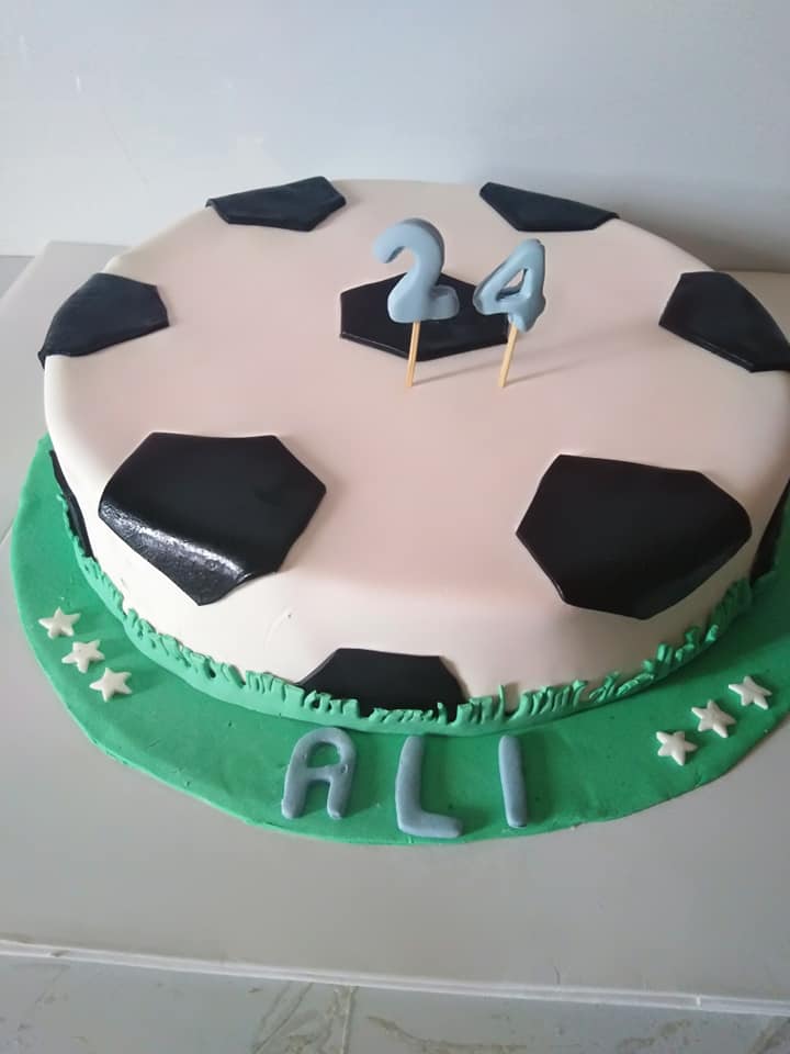Dream Cake Theme Anniversaire Gateau Football Joyeux Facebook