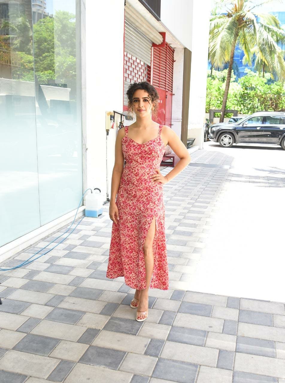 Rajkumar Rao and Sanya Malhotra... - Mid-day Entertainment