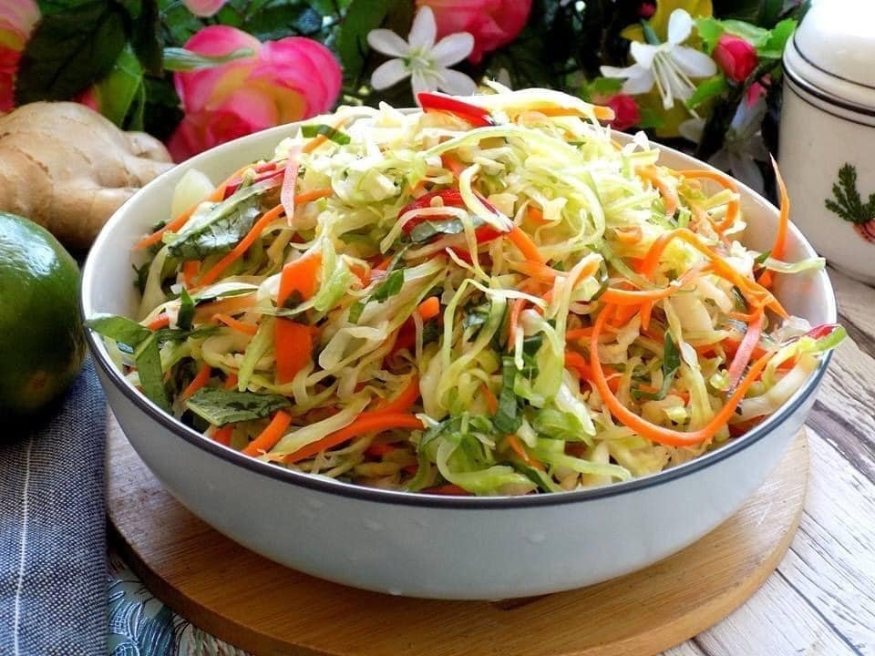 Học - DƯA BẮP CẢI Nguyên liệu: - 1 bắp cải thật xanh, tươi - Lọ, hũ ...