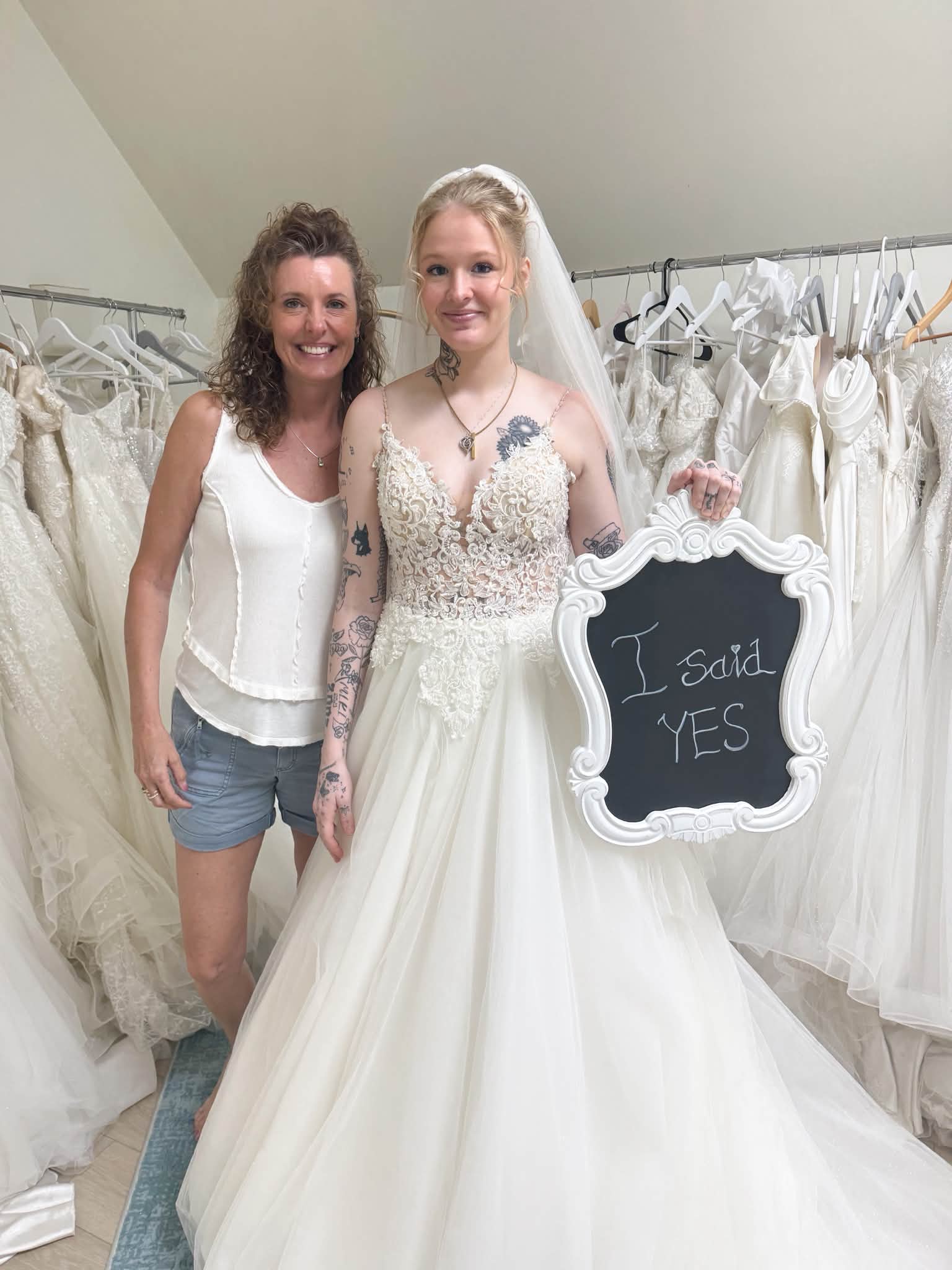 wedding dresses used Nashville princess wedding dresses low cut emerald dress Wedding Dresses In Kenya Color:Peri