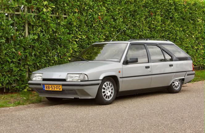 かーくん Today a 1986 Citroën BX 19 TRS for #wagonwednesday This is