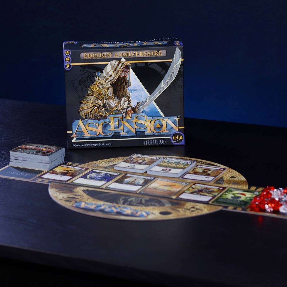 IELLO Ascension – Édition Anniversaire – Jeu De Deckbuilding Légendaire Pour 1 à 4 Joueurs Dès 10 Ans