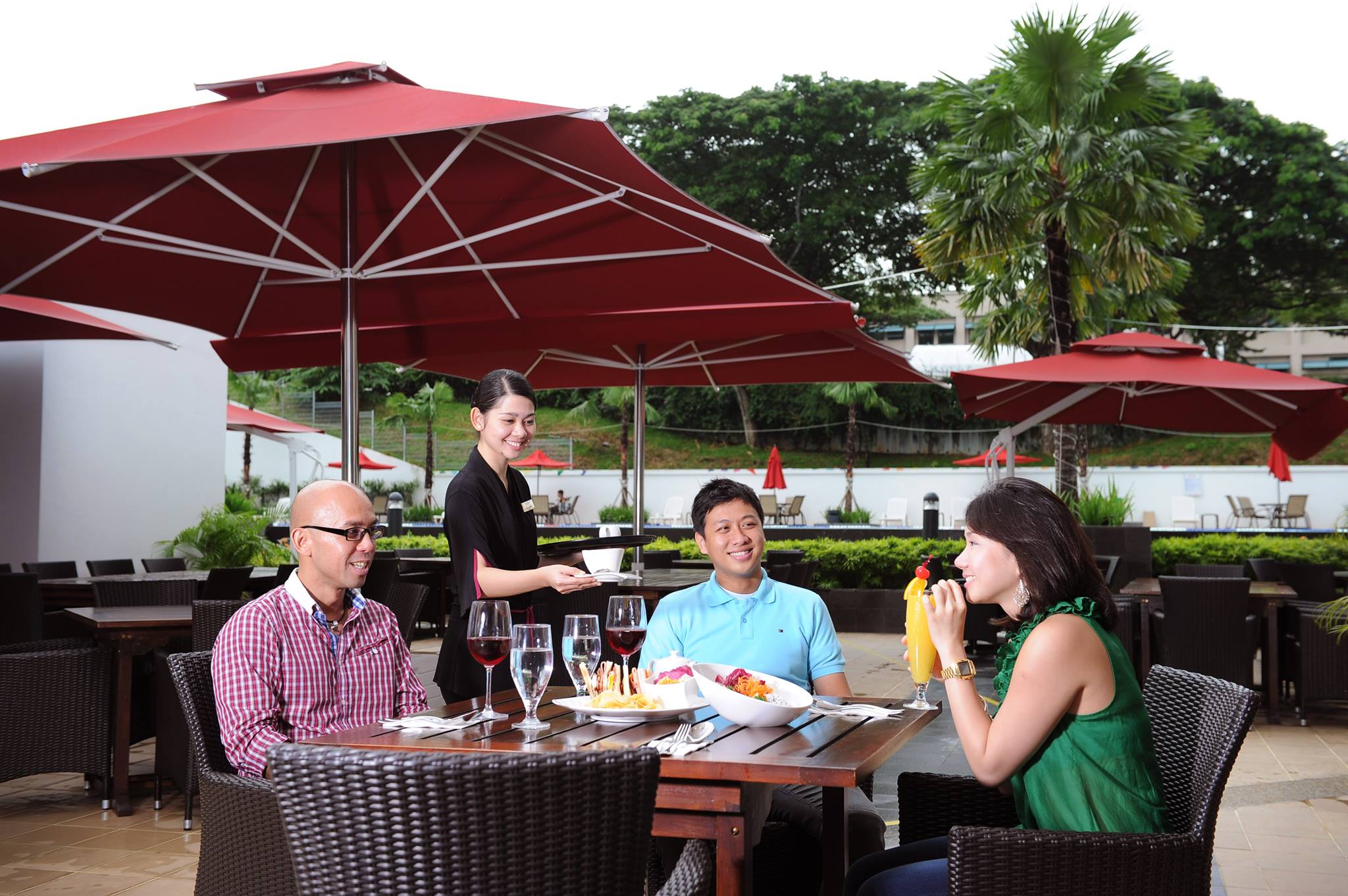 NUSS Cafe On The Ridge | Facebook