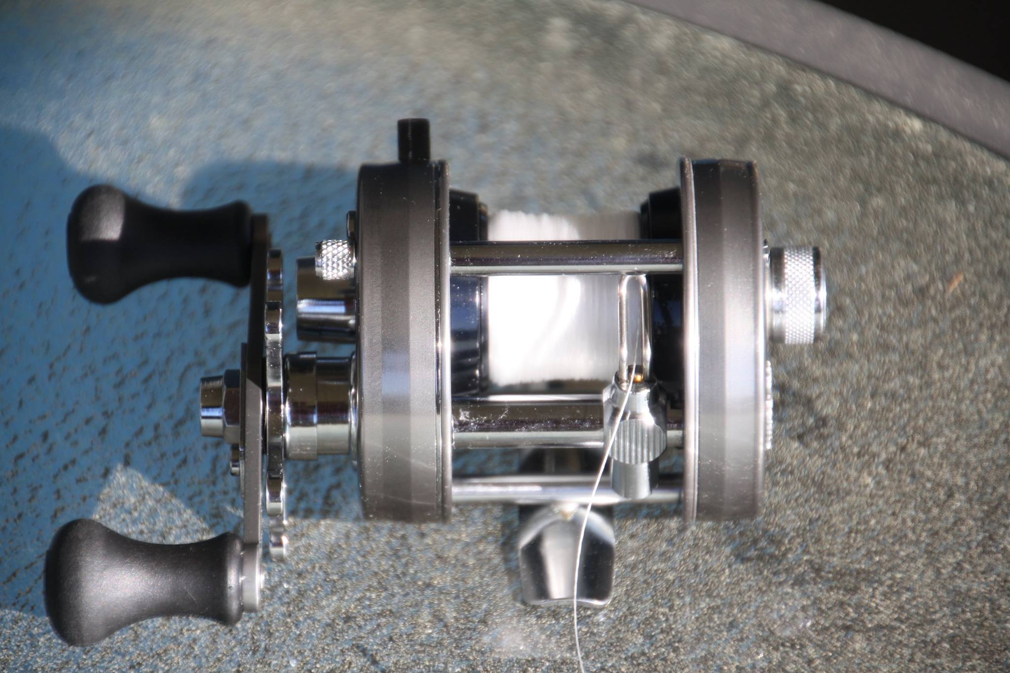 Custom ambassadeur 2500cs rocket reel build