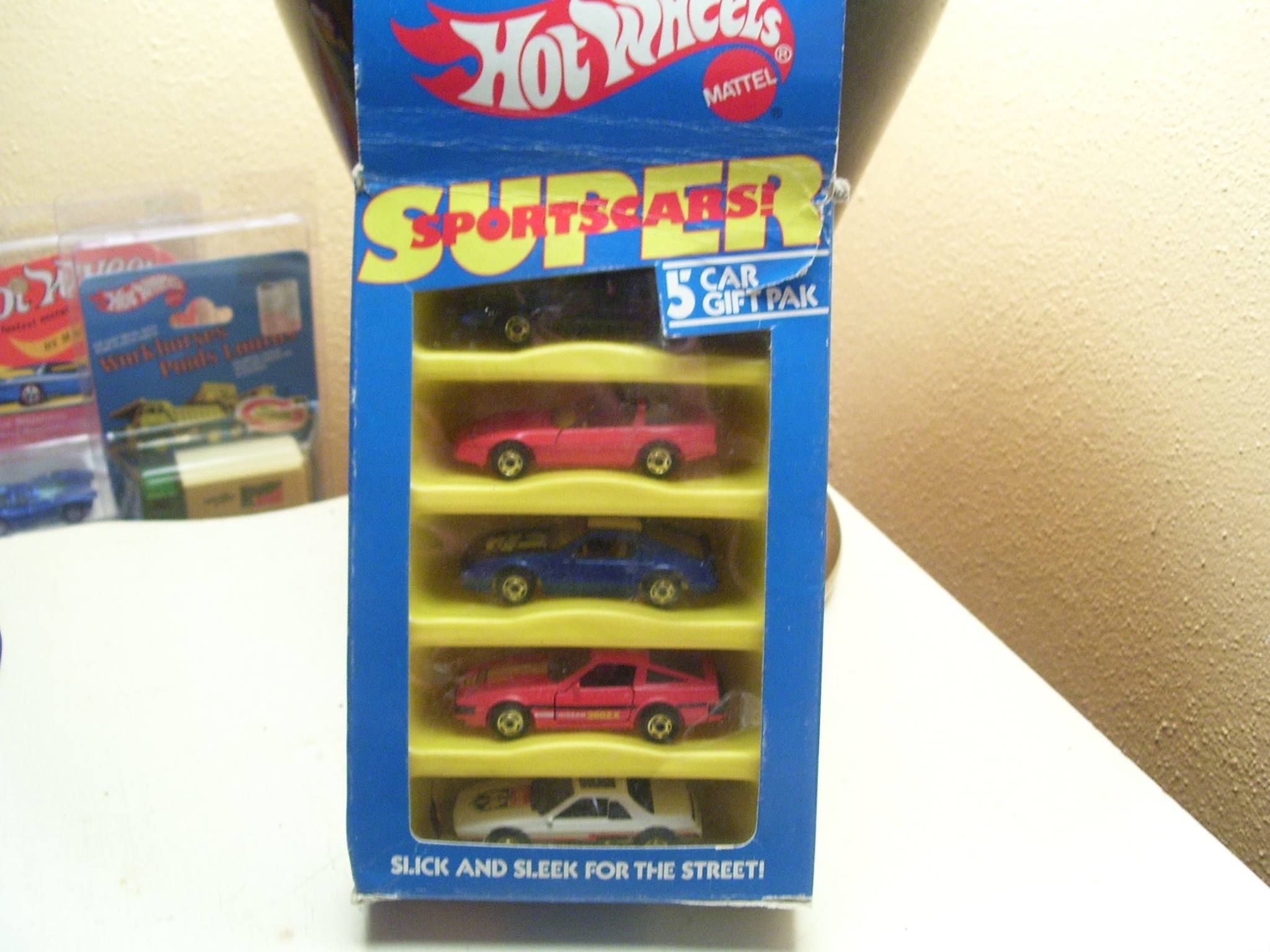 Hot Wheels XV Racers from 1985. 😃 বানললাদ ទ