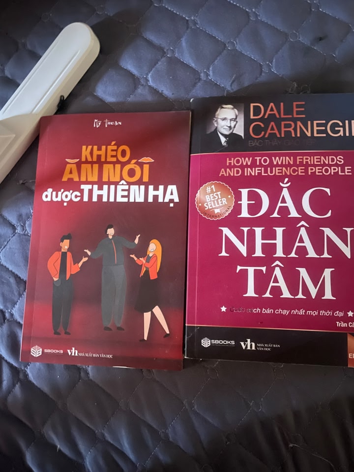 Pass sách ôn thi giá rẻ ạ