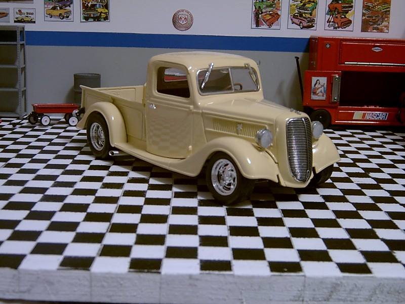 Revell Monogram's 1937 Ford pickup model build