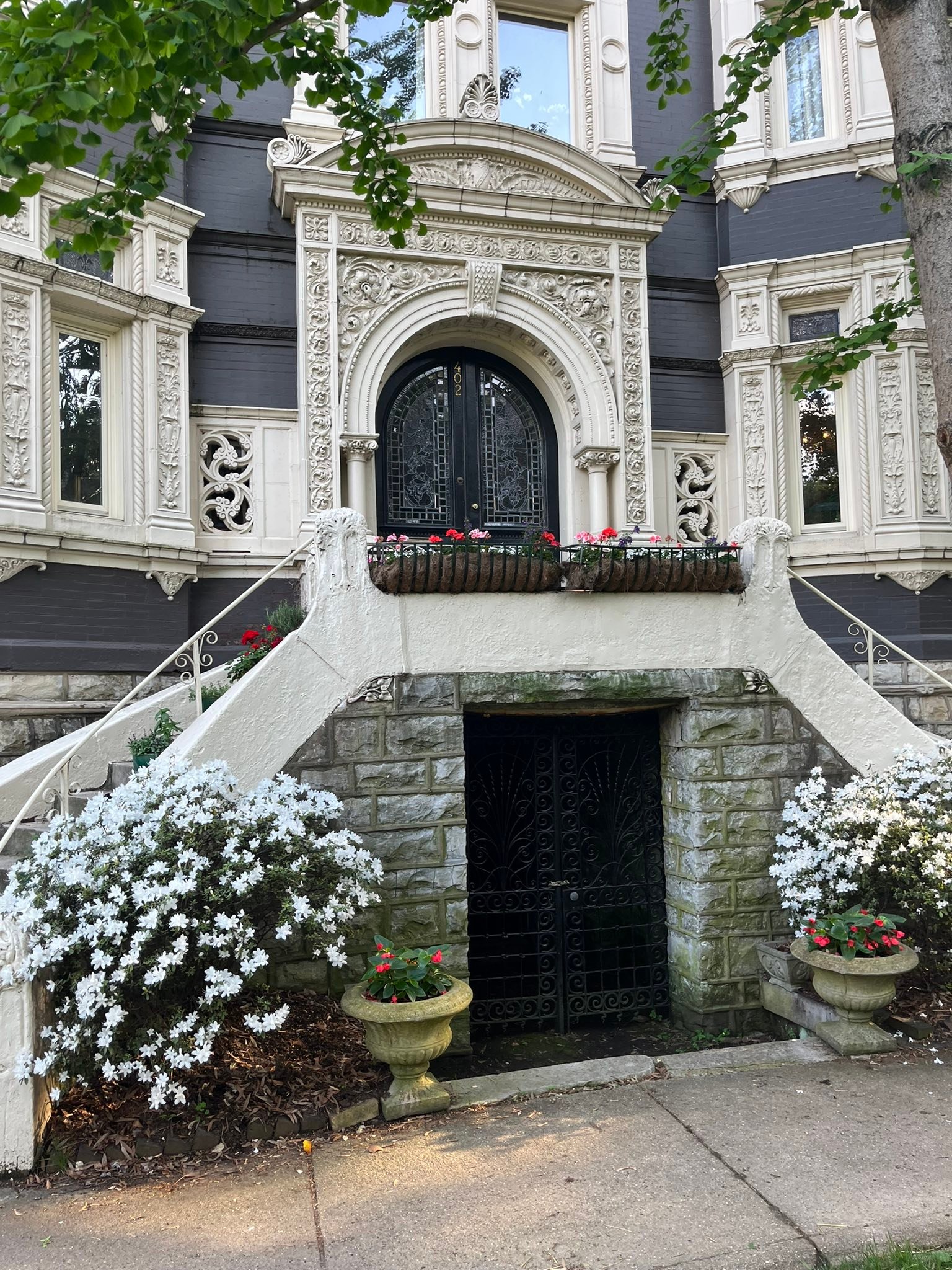 Old Louisville Neighborhood... - Old Louisville Neighborhood