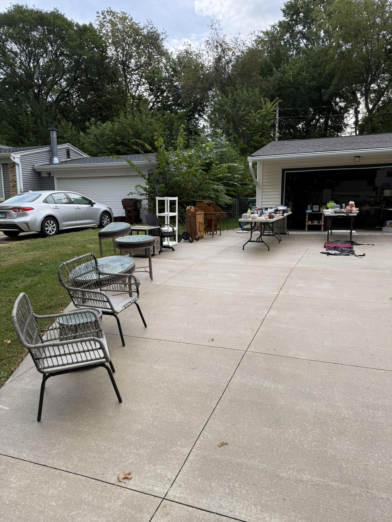 Garage Sales and Estate Sales...Greater Rockford Area | Facebook
