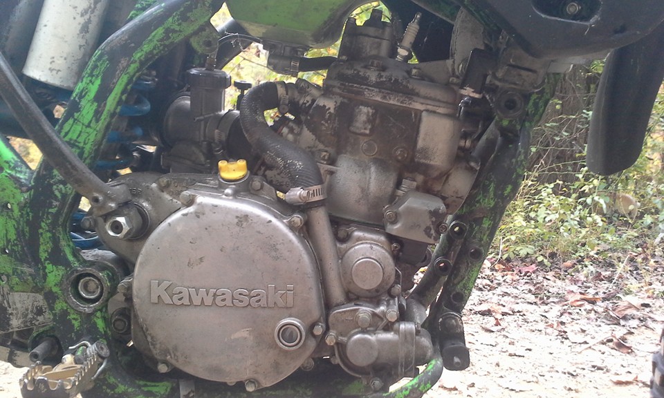Rebuilding a 1992 KDX 250 engine complexity