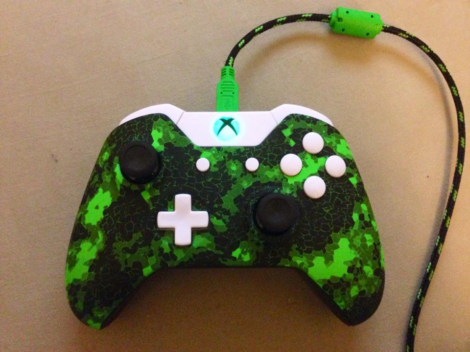 Golden Dragon Killscreen PS5 Controller Pro - DualSense With Mouse Click Mod
