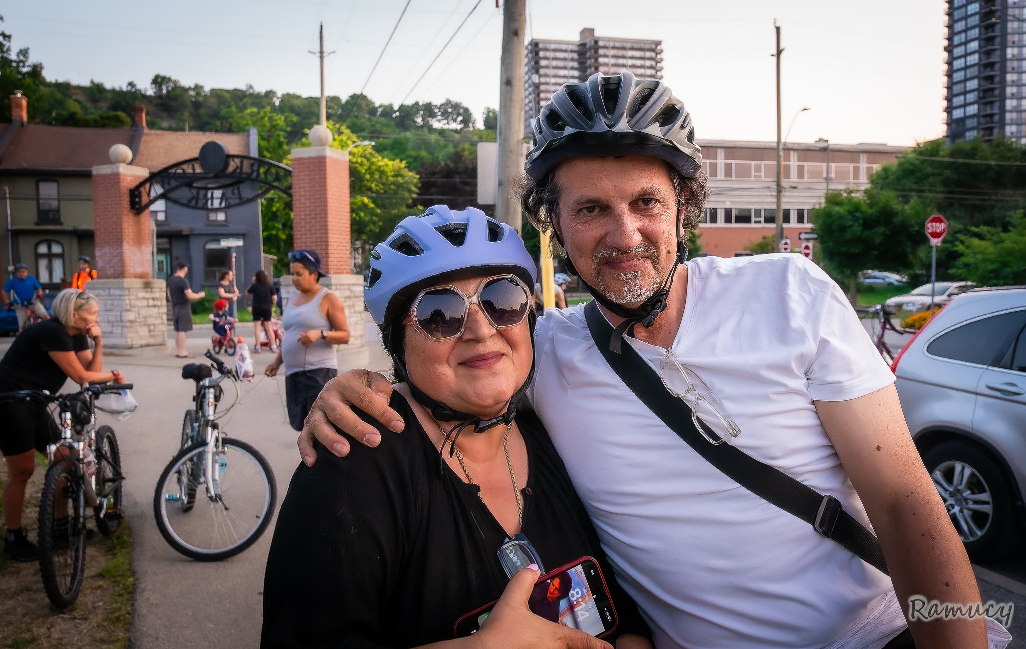 Hamilton Glowriders