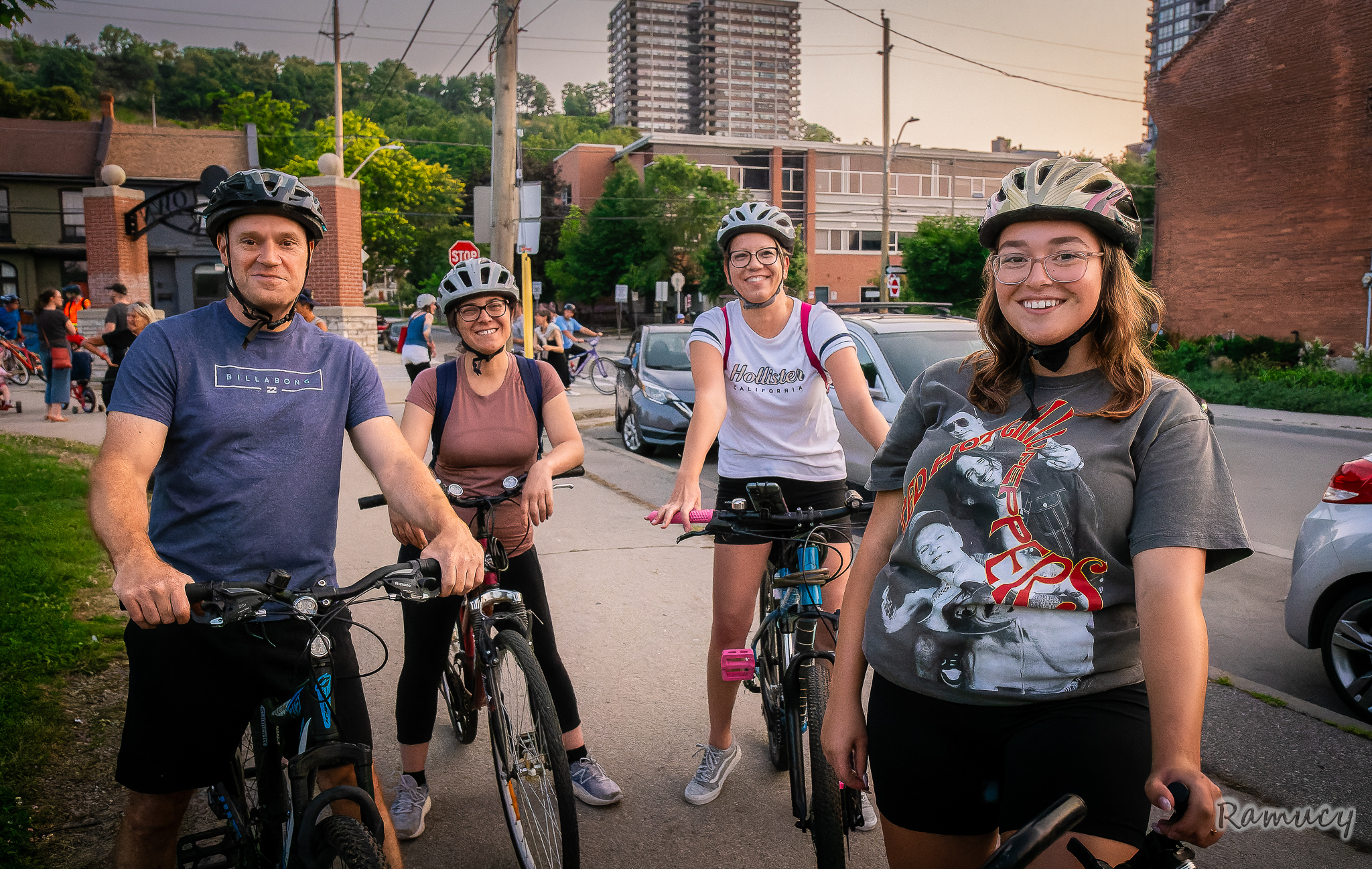 Hamilton Glowriders