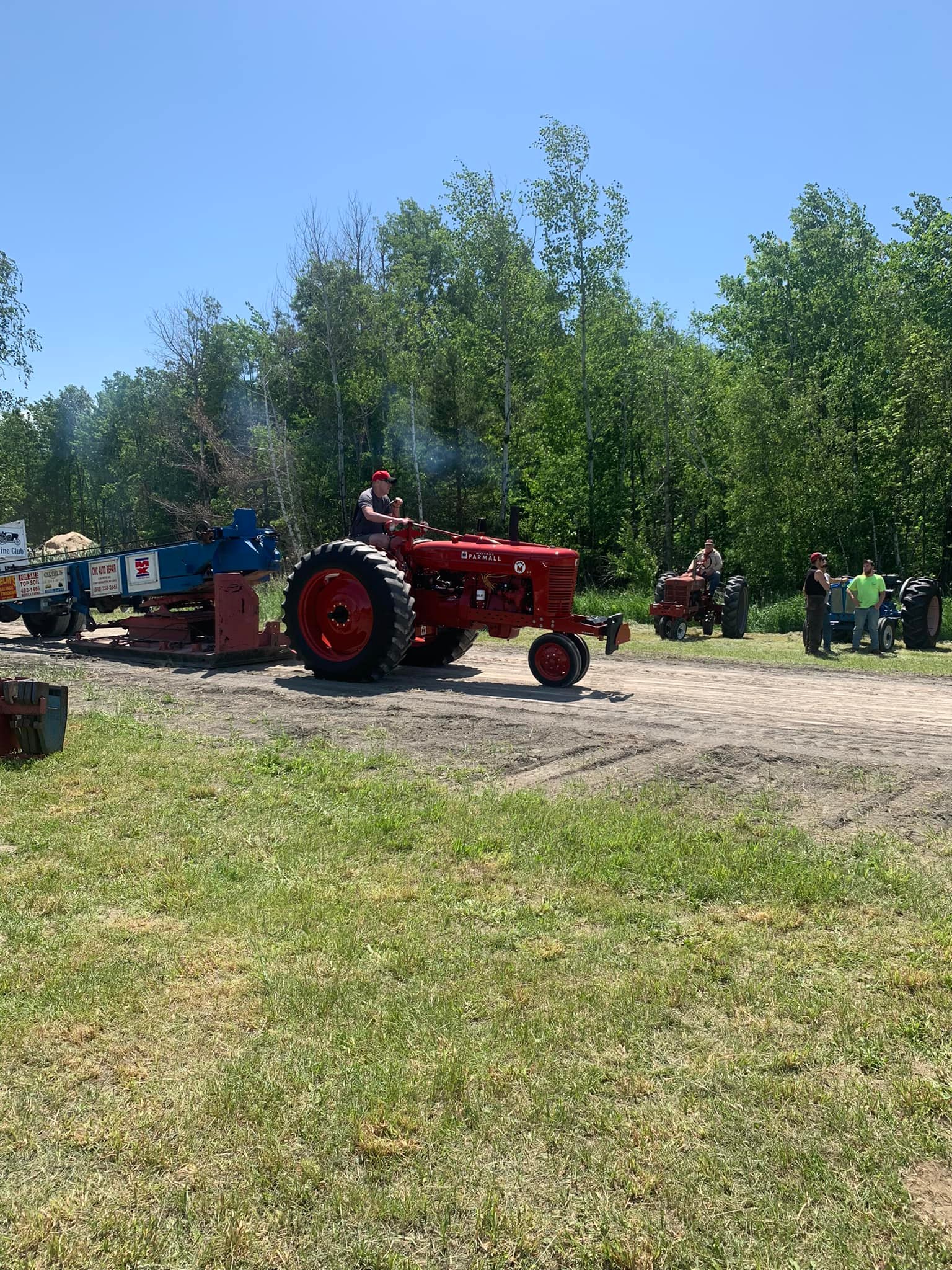 River Valley Antique... - River Valley Antique Tractor Club
