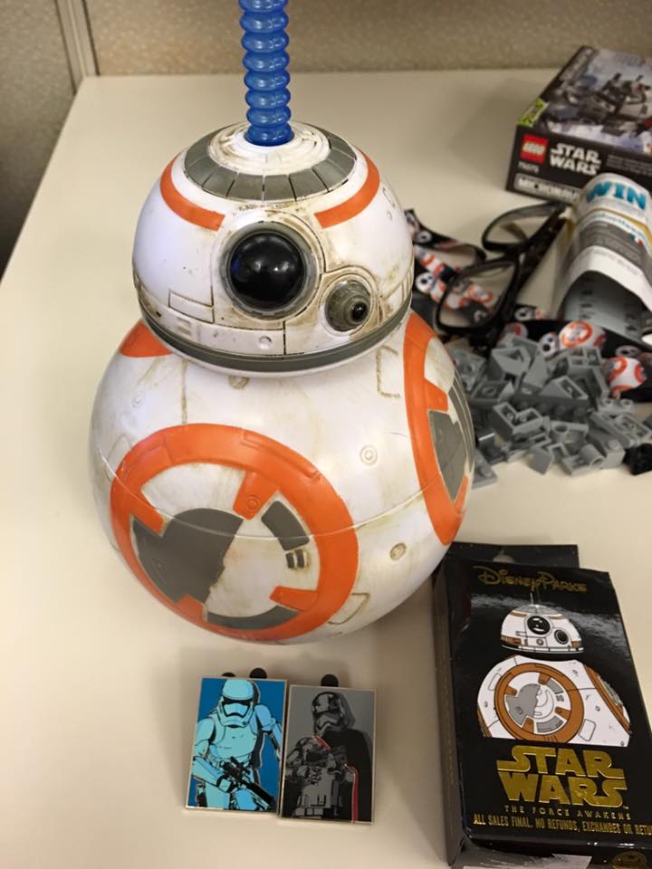 Does BB-8 appear in Star Wars land at Disneyland?
