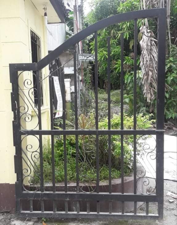Sample gate 💕 - Glass Aluminum and Steel Fabricator