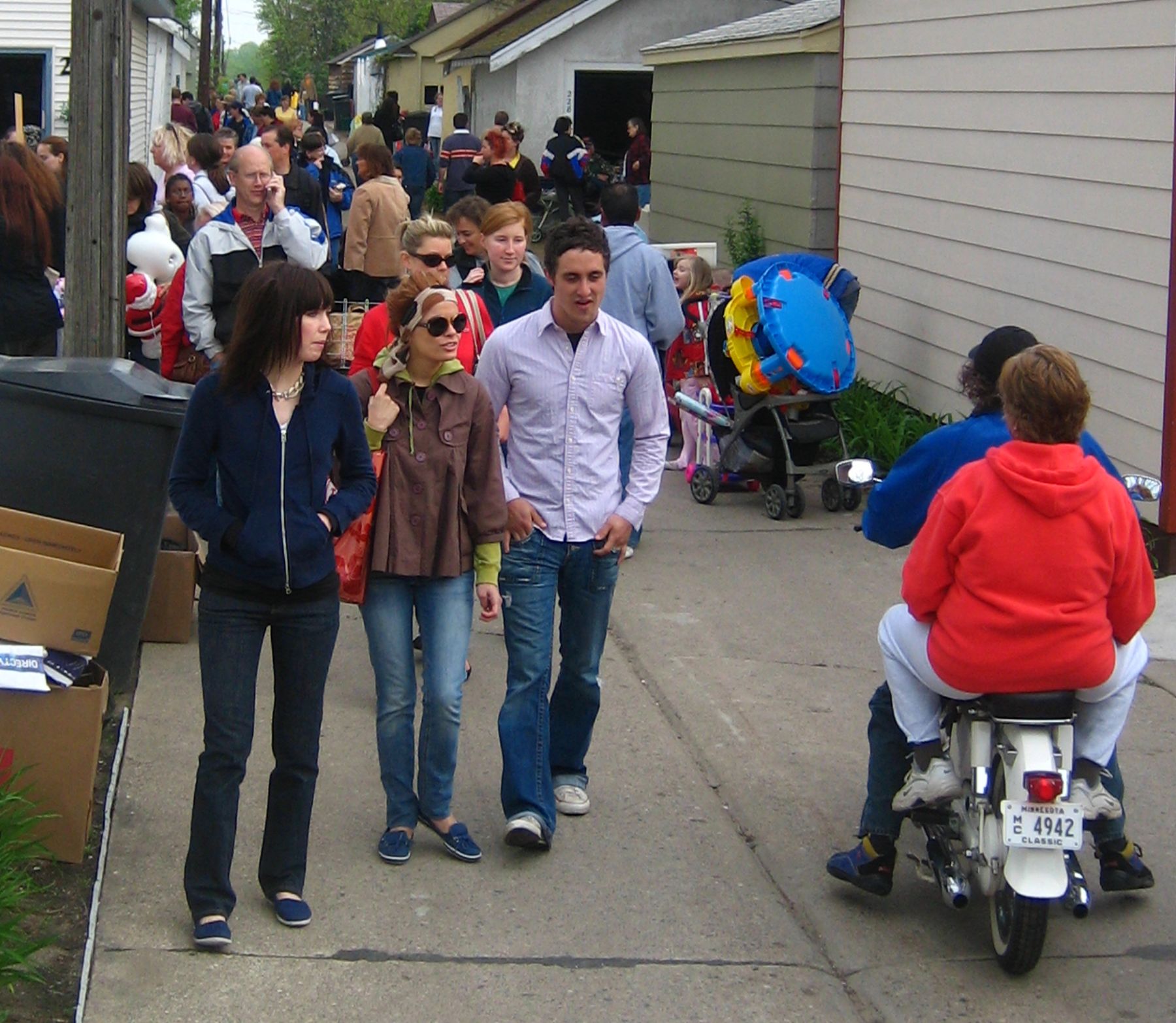 Twin Cities Neighborhood Garage Sale Calendar | The 2025 Twin Cities ...