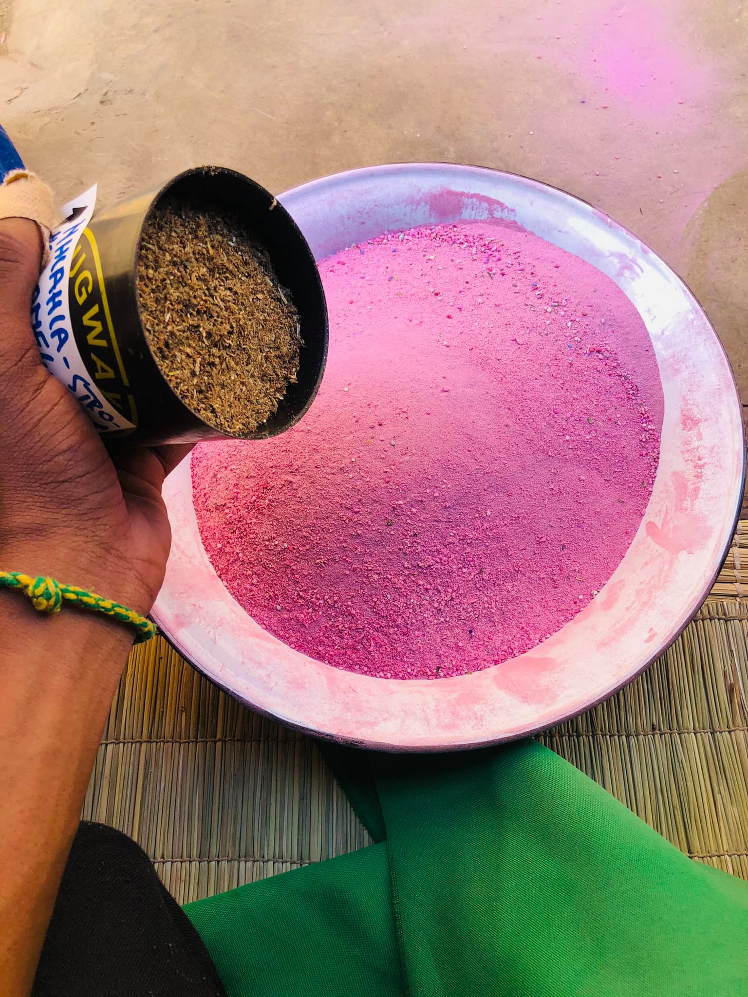 mkhulu-isiwasho-ze-nhlanhla-pink-water-facebook