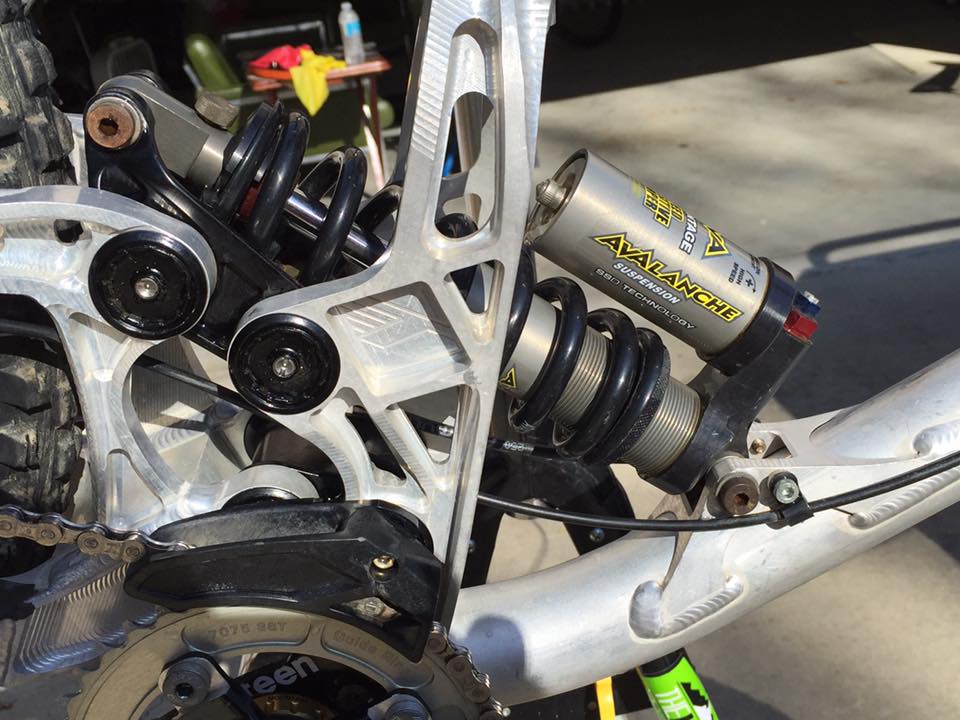 xl turner dhr bike with custom parts