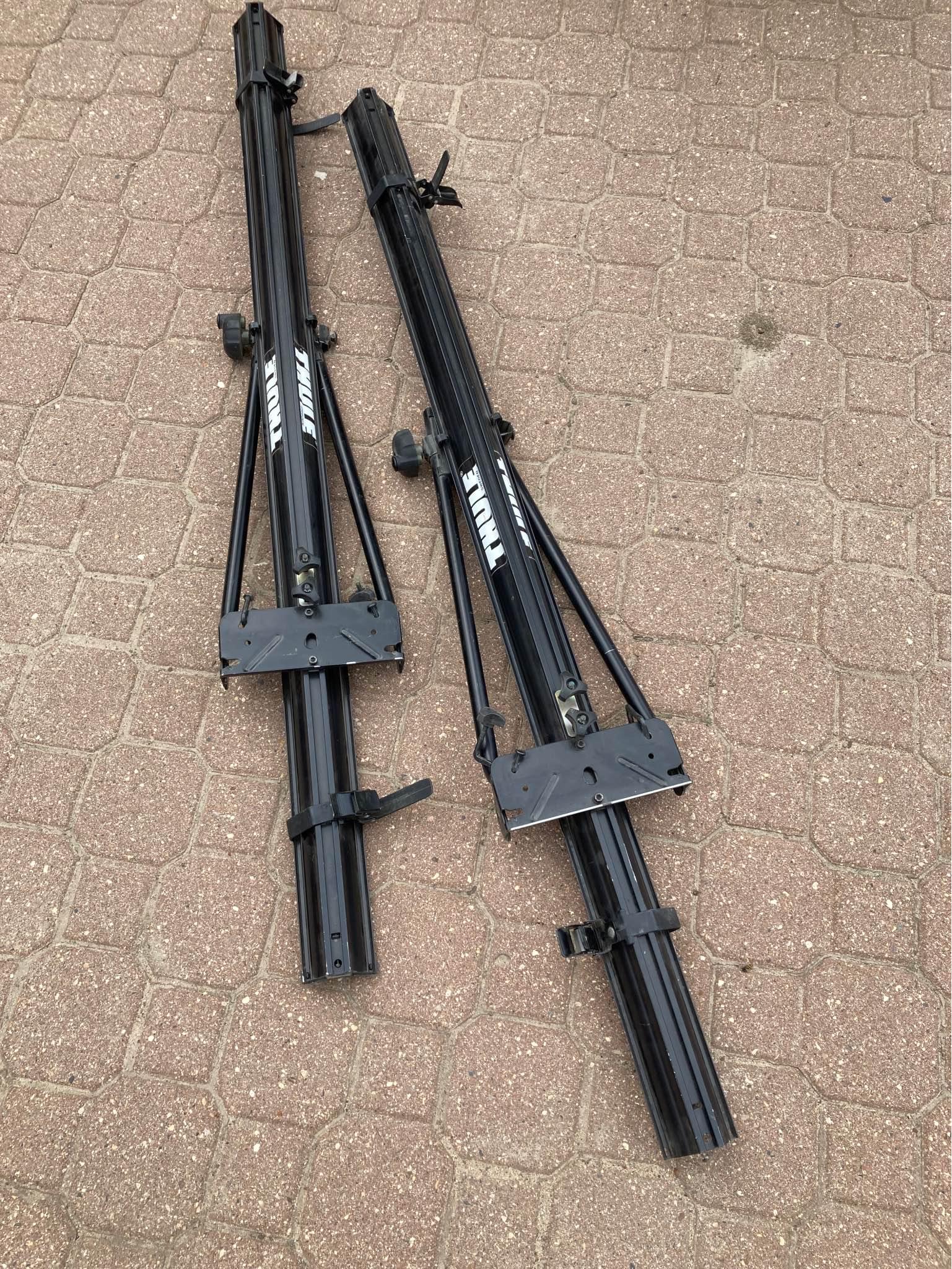 THULE ルーフキャリア 型番515-0109 黒 【公式通販】