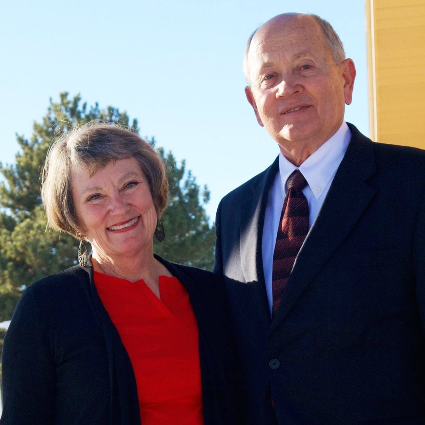 Kent W Rhodes