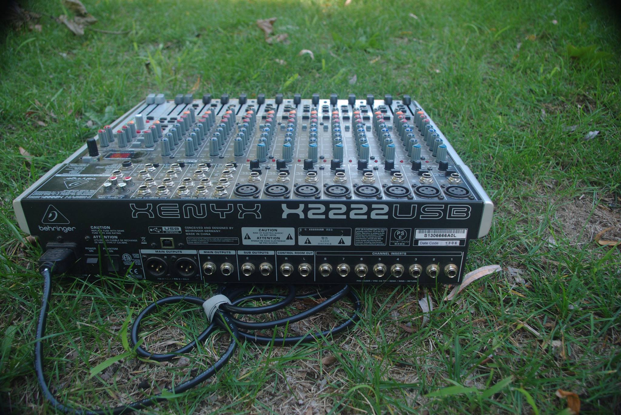 Channel settings on Behringer 22222x mixer