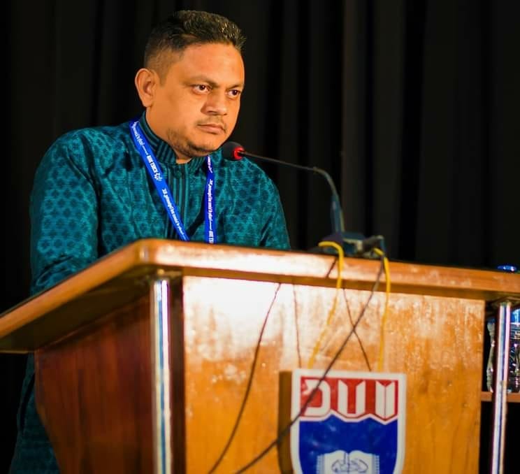 M Azizul Hoque