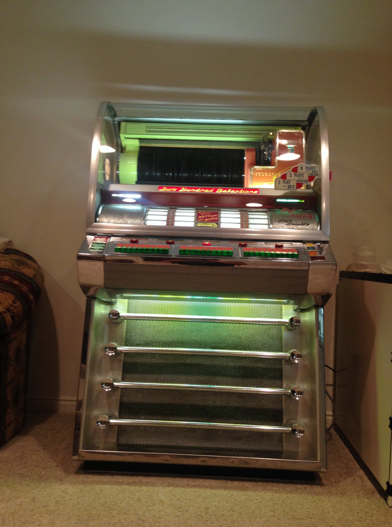 1948 Seeburg Select-O-Matic 200 home jukebox complete with