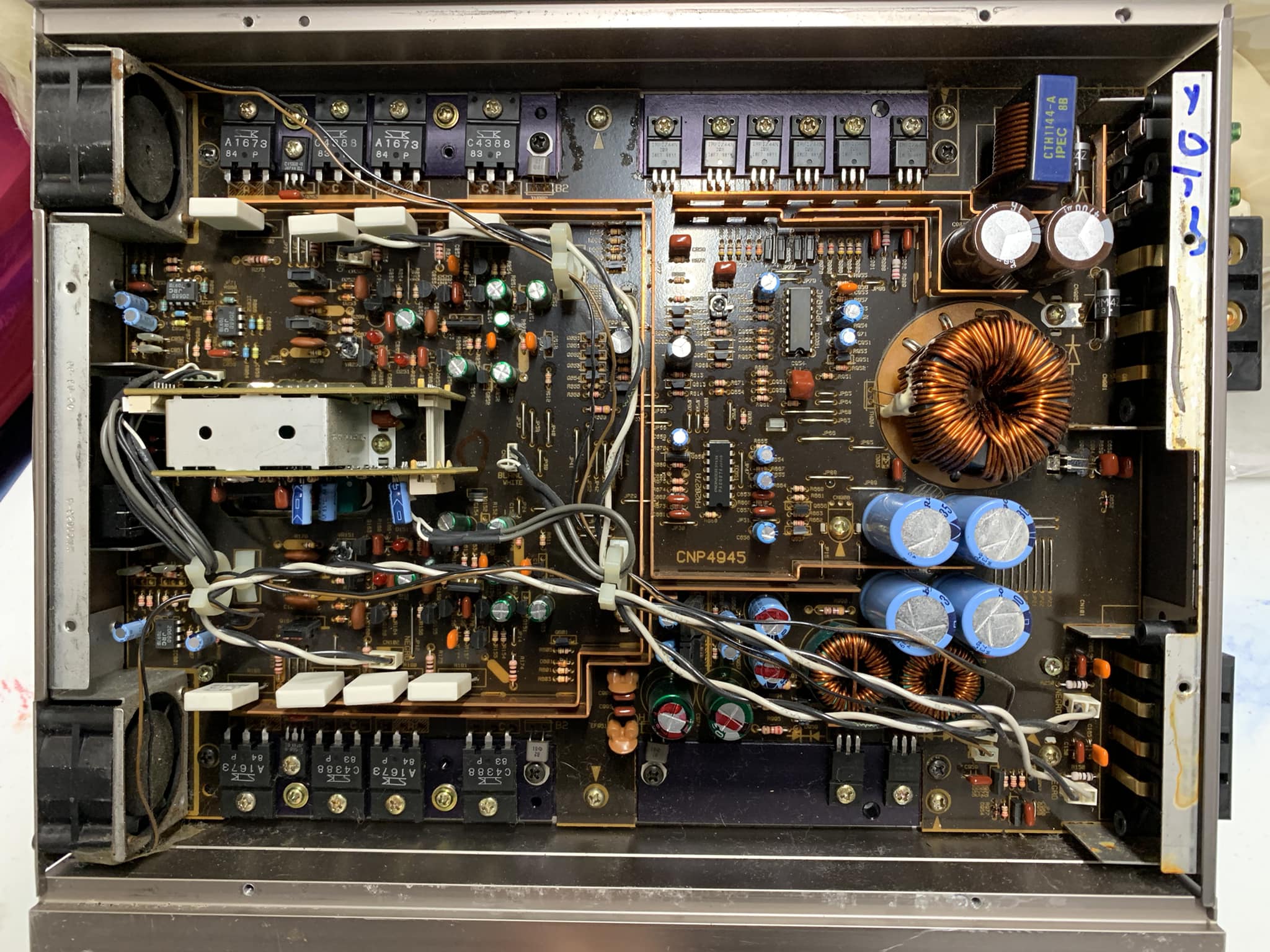 Pioneer Carrozzeria GM-A3200 2-channel power amplifier