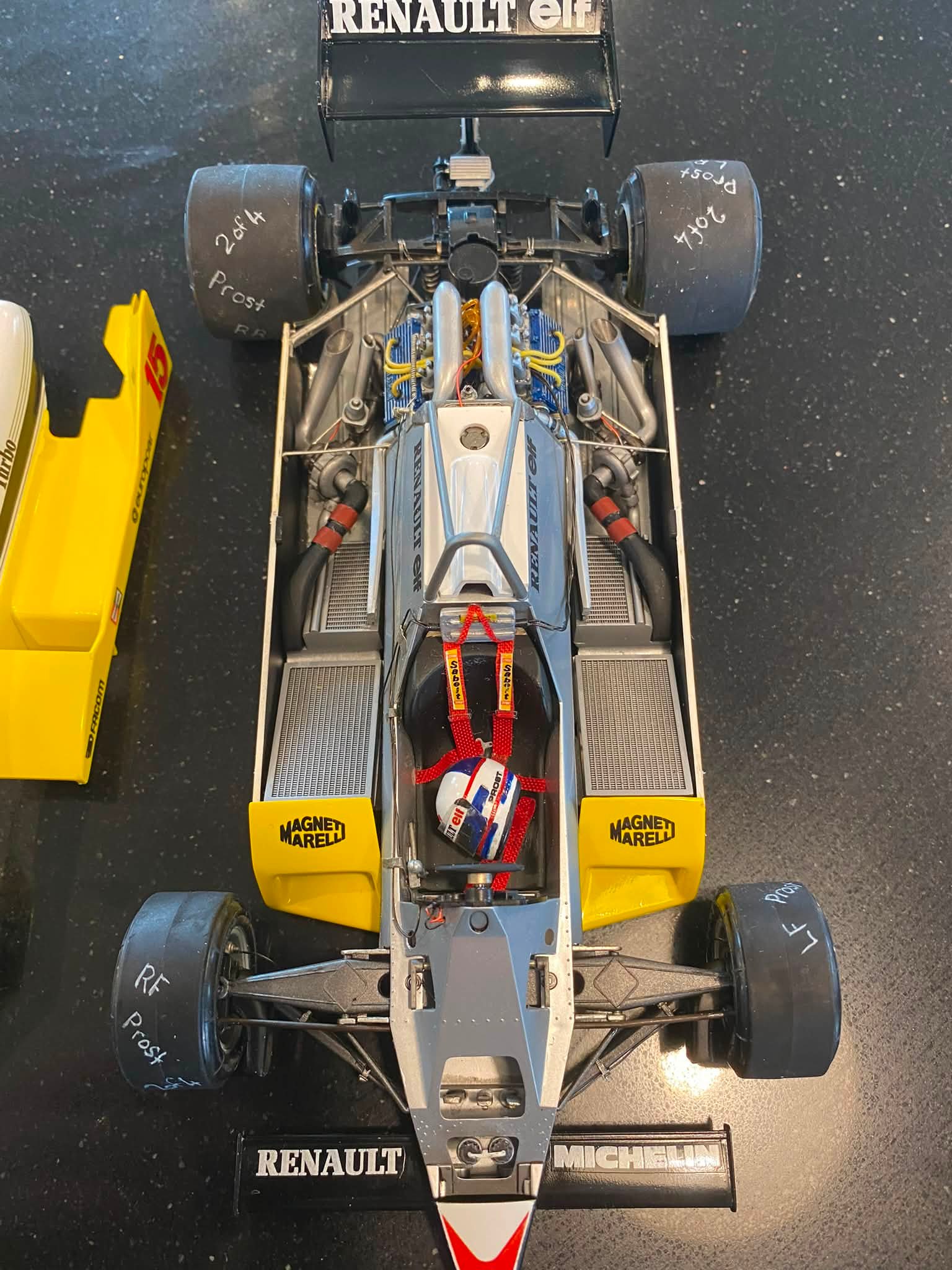 Tamiya F103L Pennzoil Indycar replica model