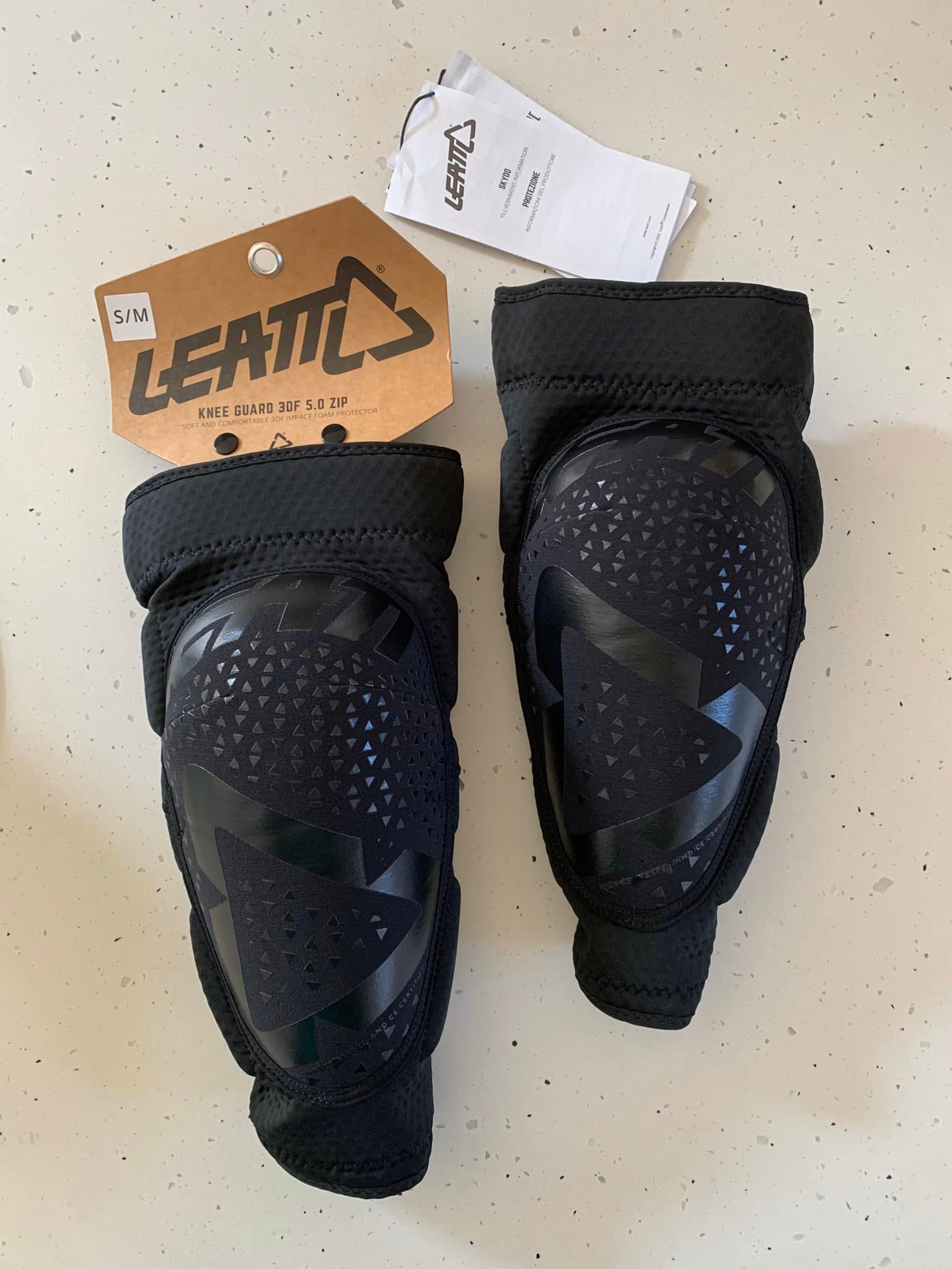 Leatt 3.0 Ext knee and shin guards review