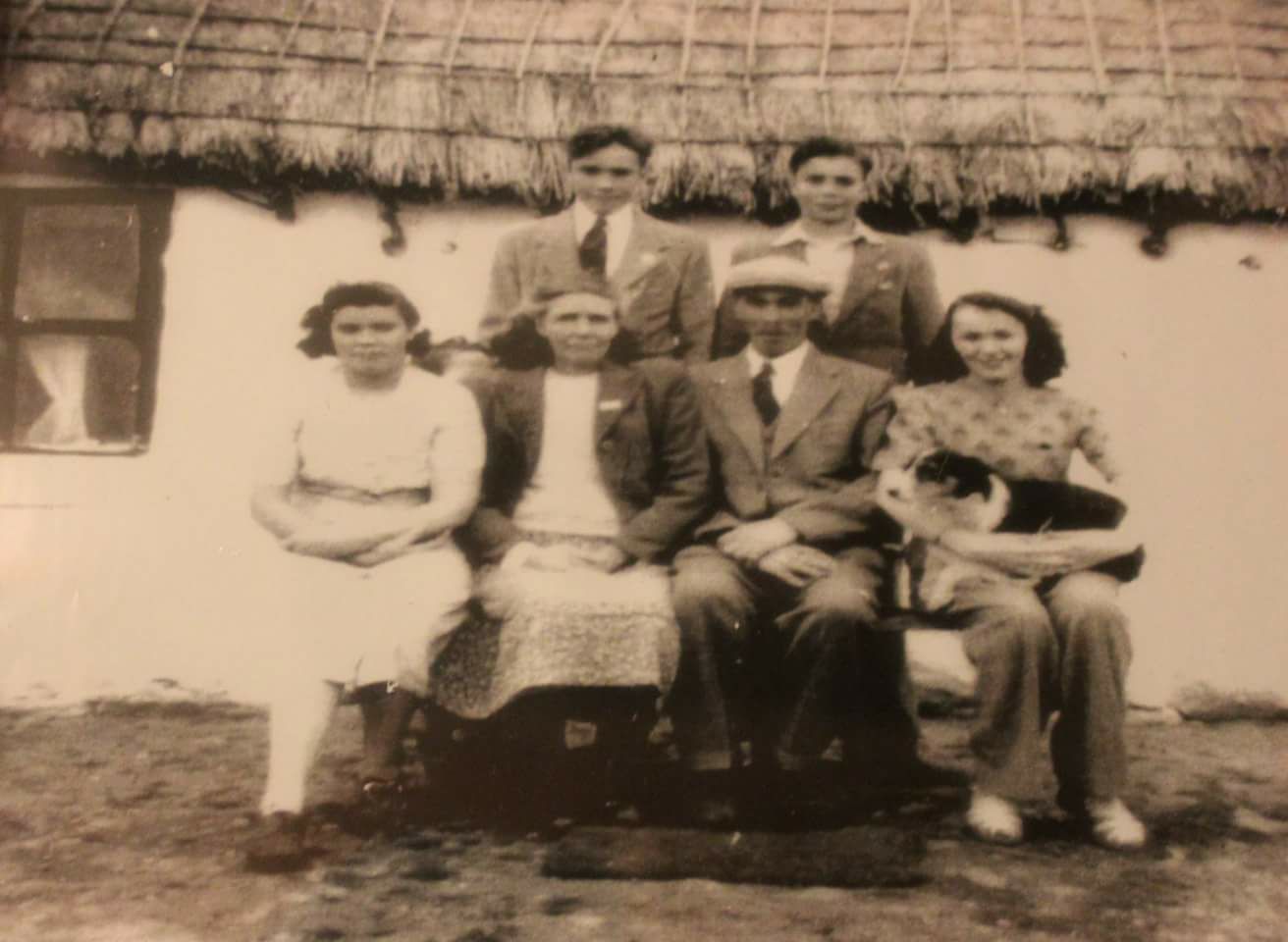 This picture was taken around 1908 or so. This is the Hunt family