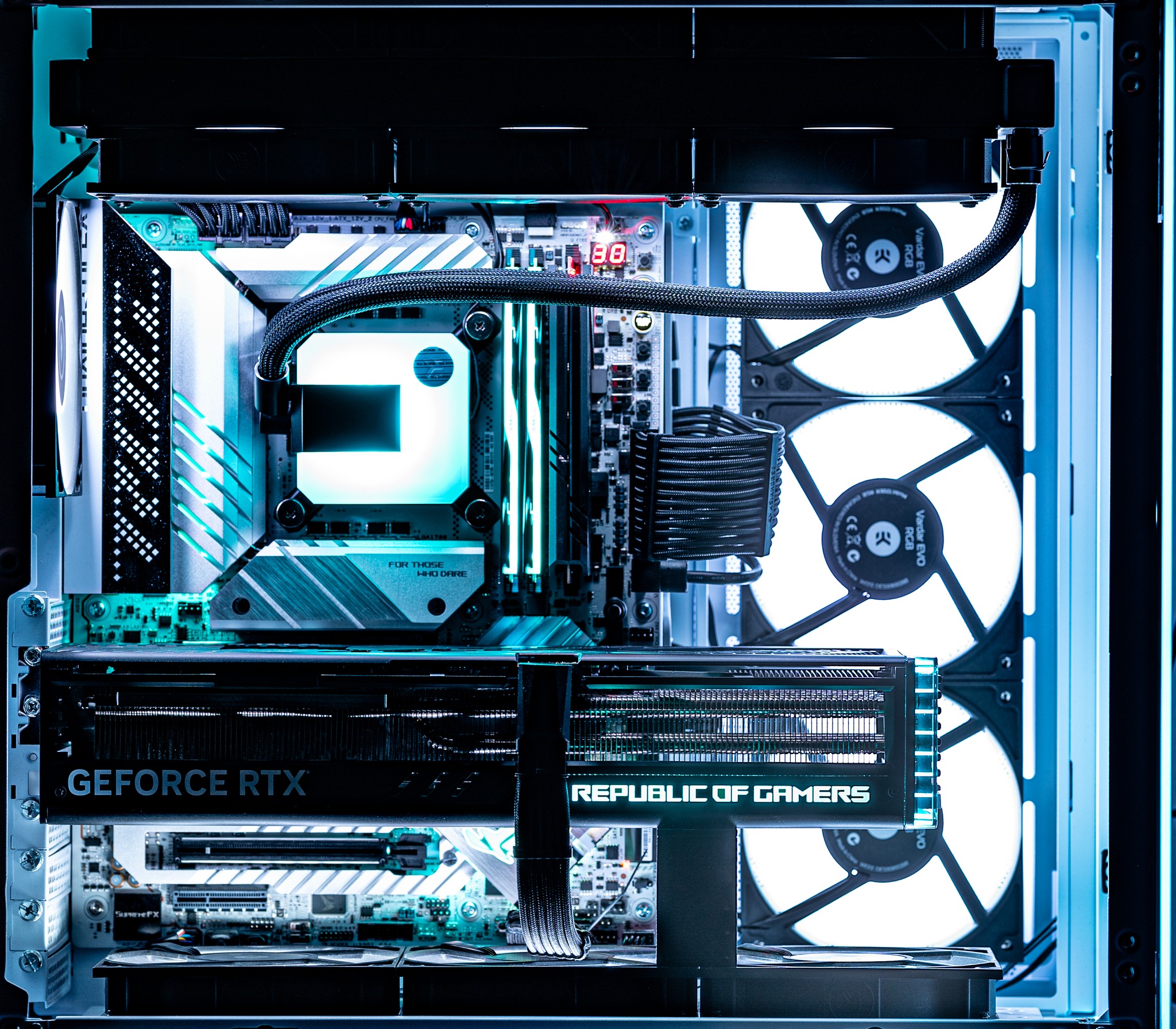 Asus ROG PC build with Intel i9-13900k and RTX 4090