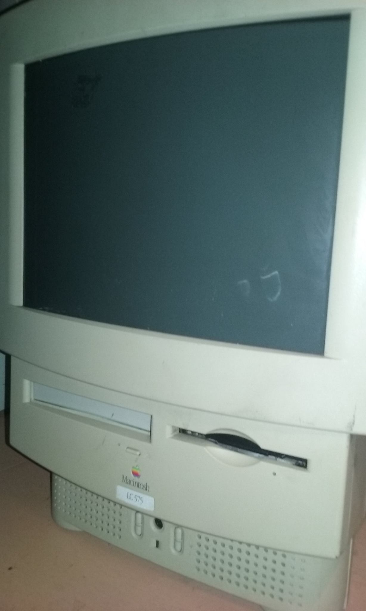 Upgraded Macintosh Color Classic Mystic with Retrobright and