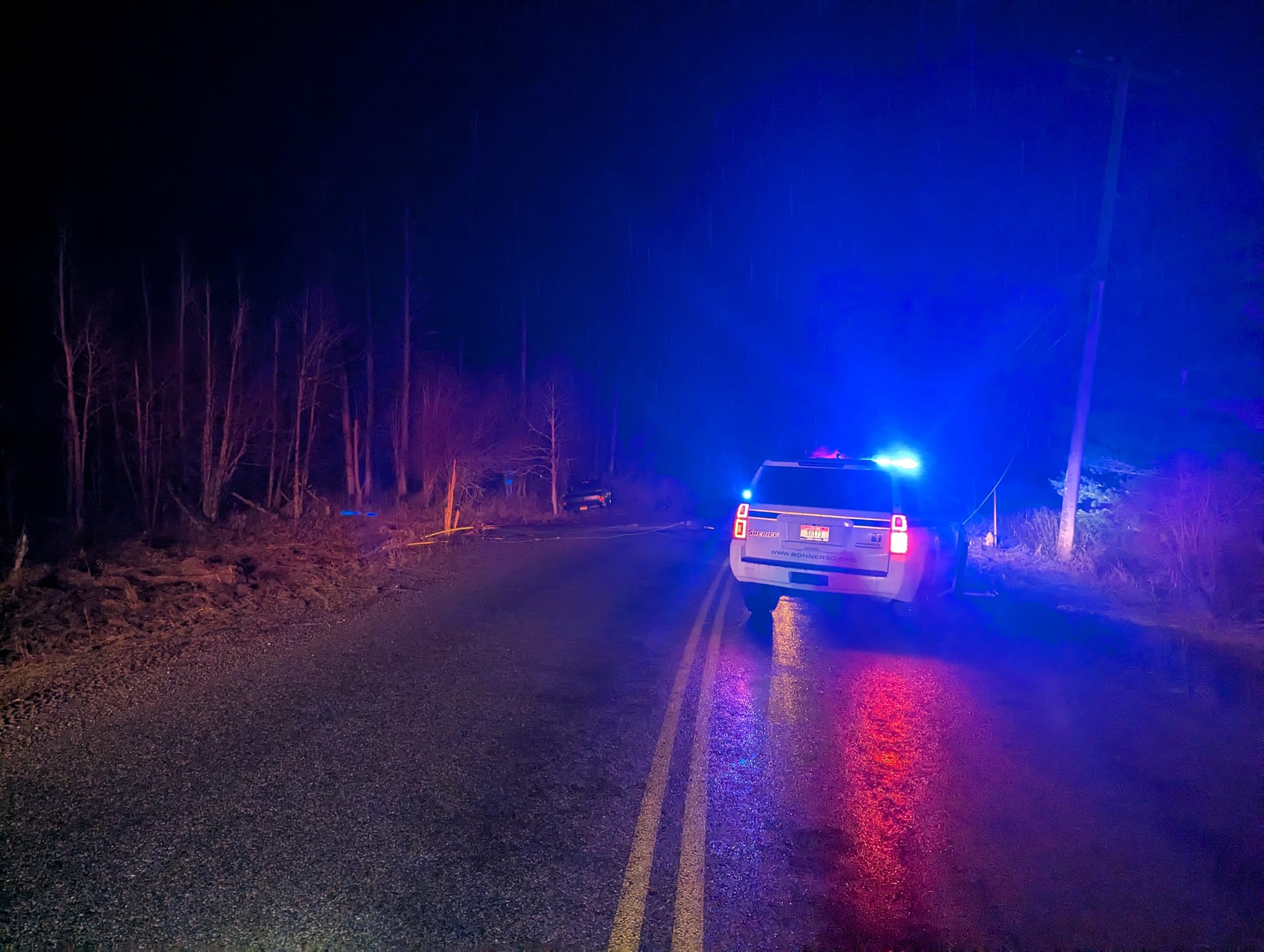 Brookhaven Alert: Lanes blocked at 1300 Sheridan Rd due to vehicle