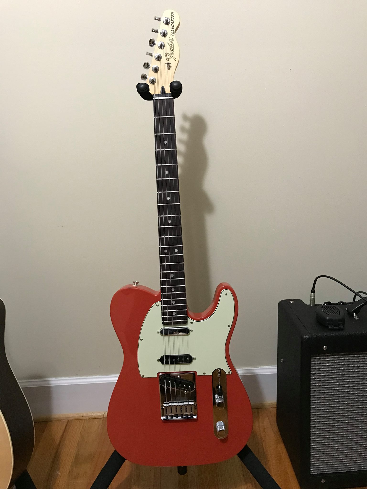 Fender Mexico Deluxe Nashville Telecaster in Fiesta Red