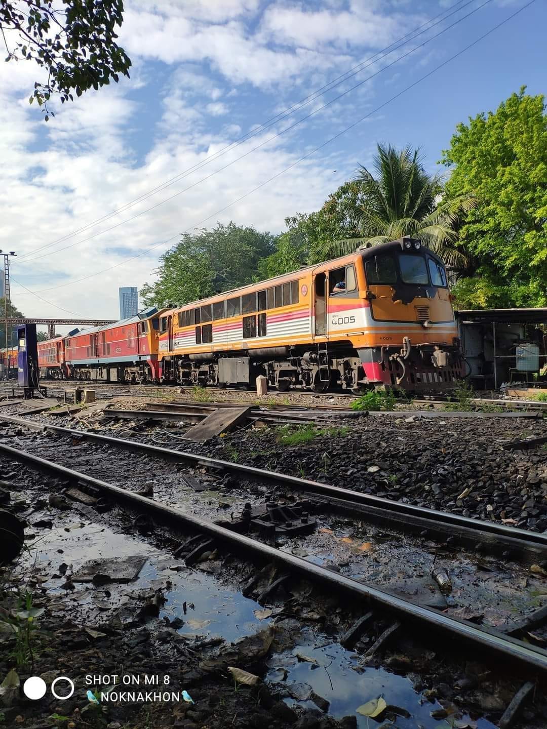 General Electric GEK 4028 at Bangkok Hua Lamphong Station on the
