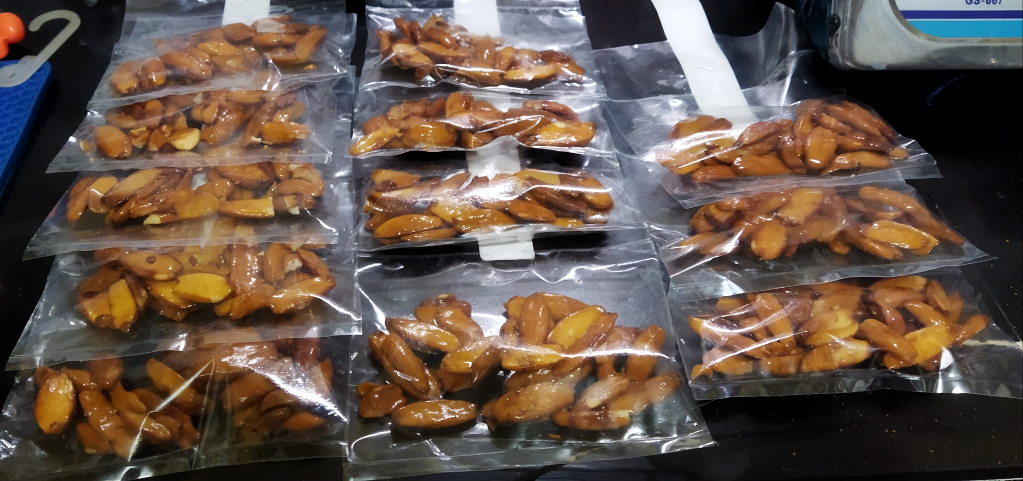 Frozen Spicy Pinangat Gabi & Pansit Bato | Manila