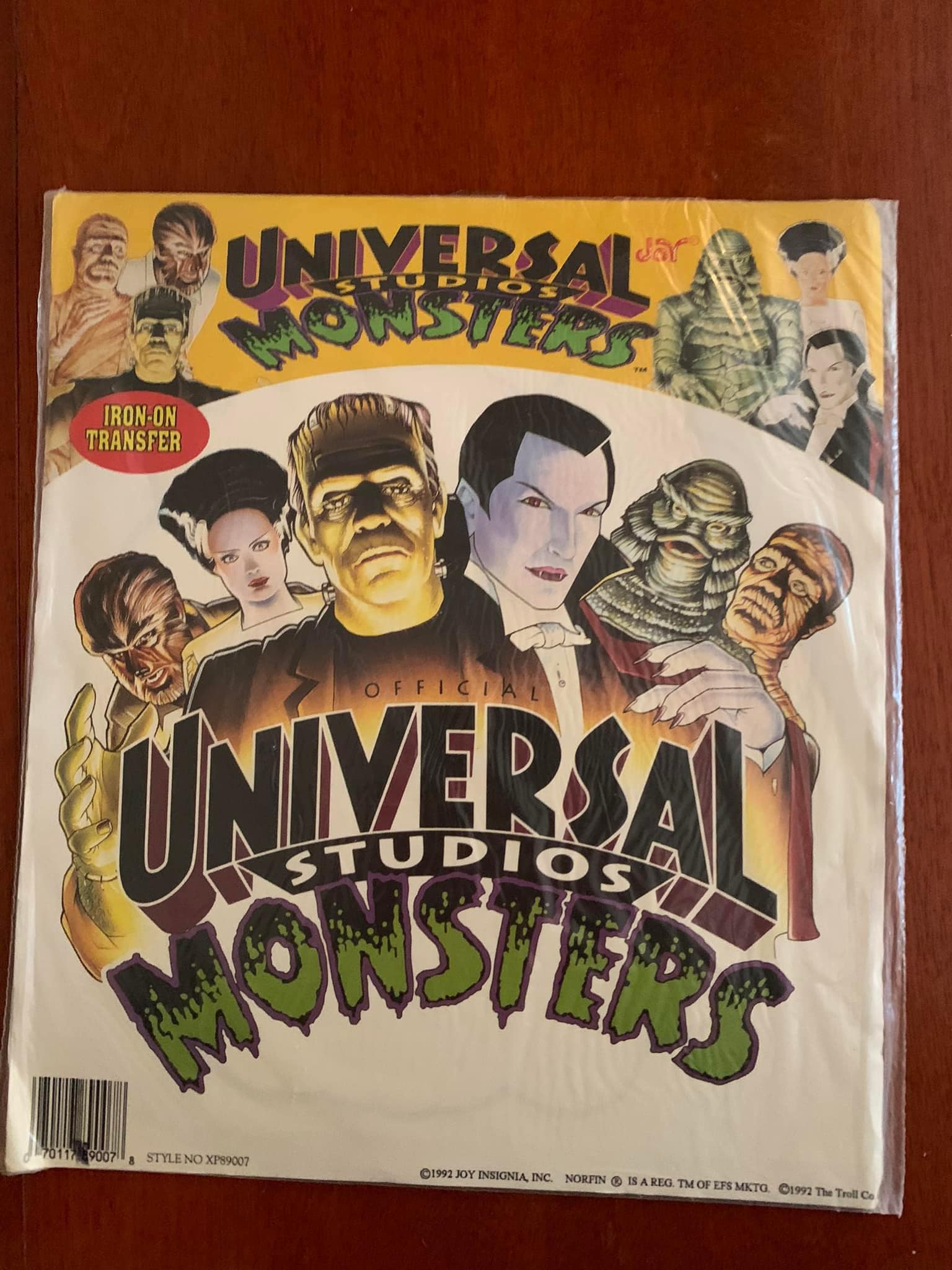 Have you seen this 1992 Universal Monsters Classic Collection VHS 