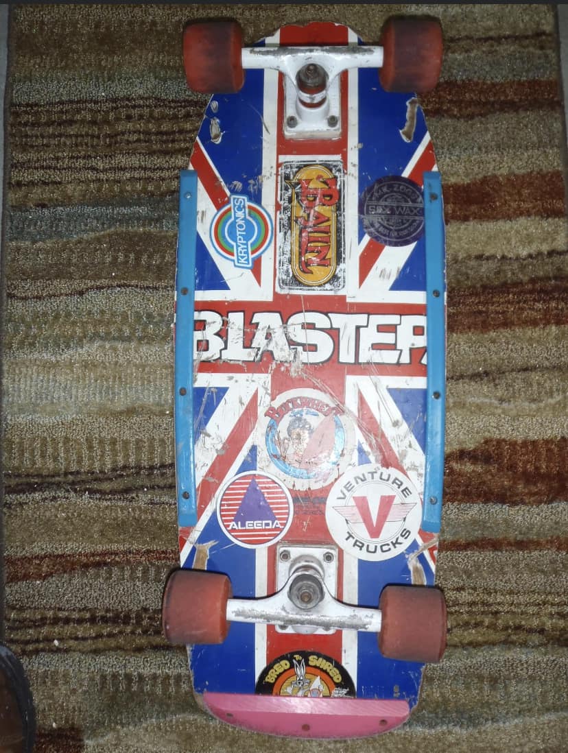 Made by Sure Grip. My first wide board in the 80's. Complete with