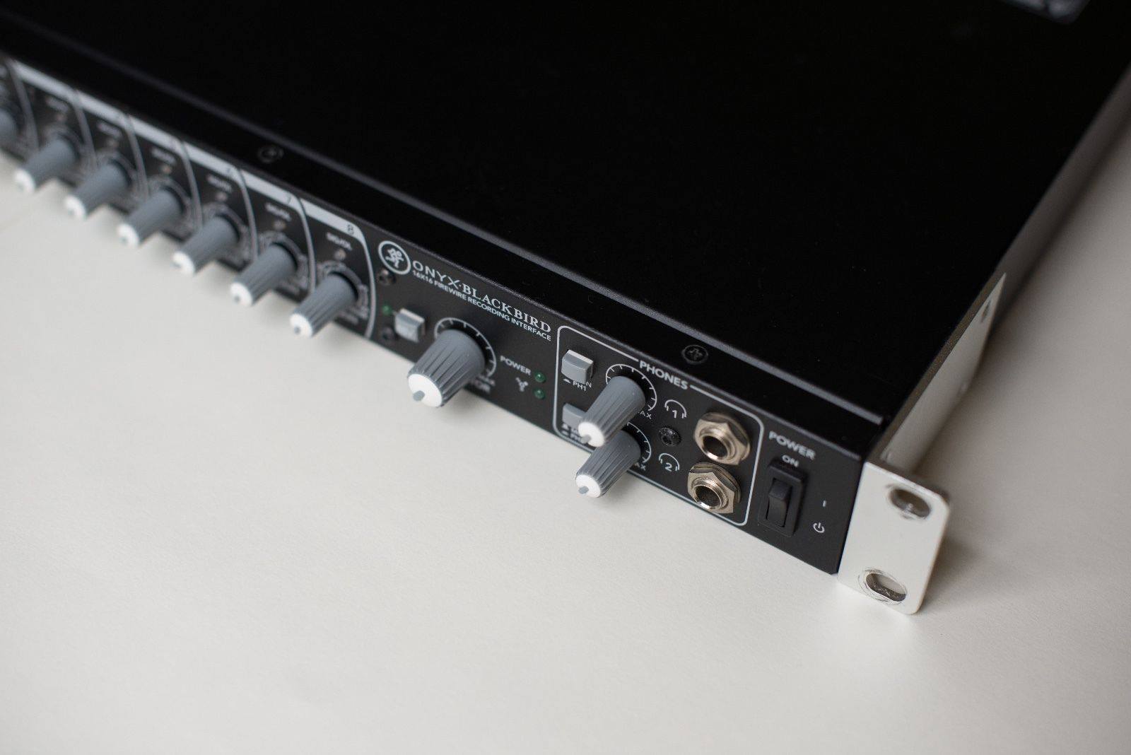 Mackie Onyx Blackbird Firewire interface drivers for Mac OS