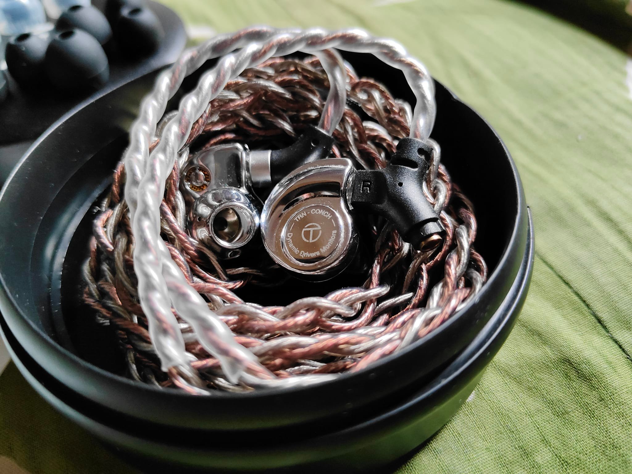 Ivipq Conch V13 earbuds offer great sound and value