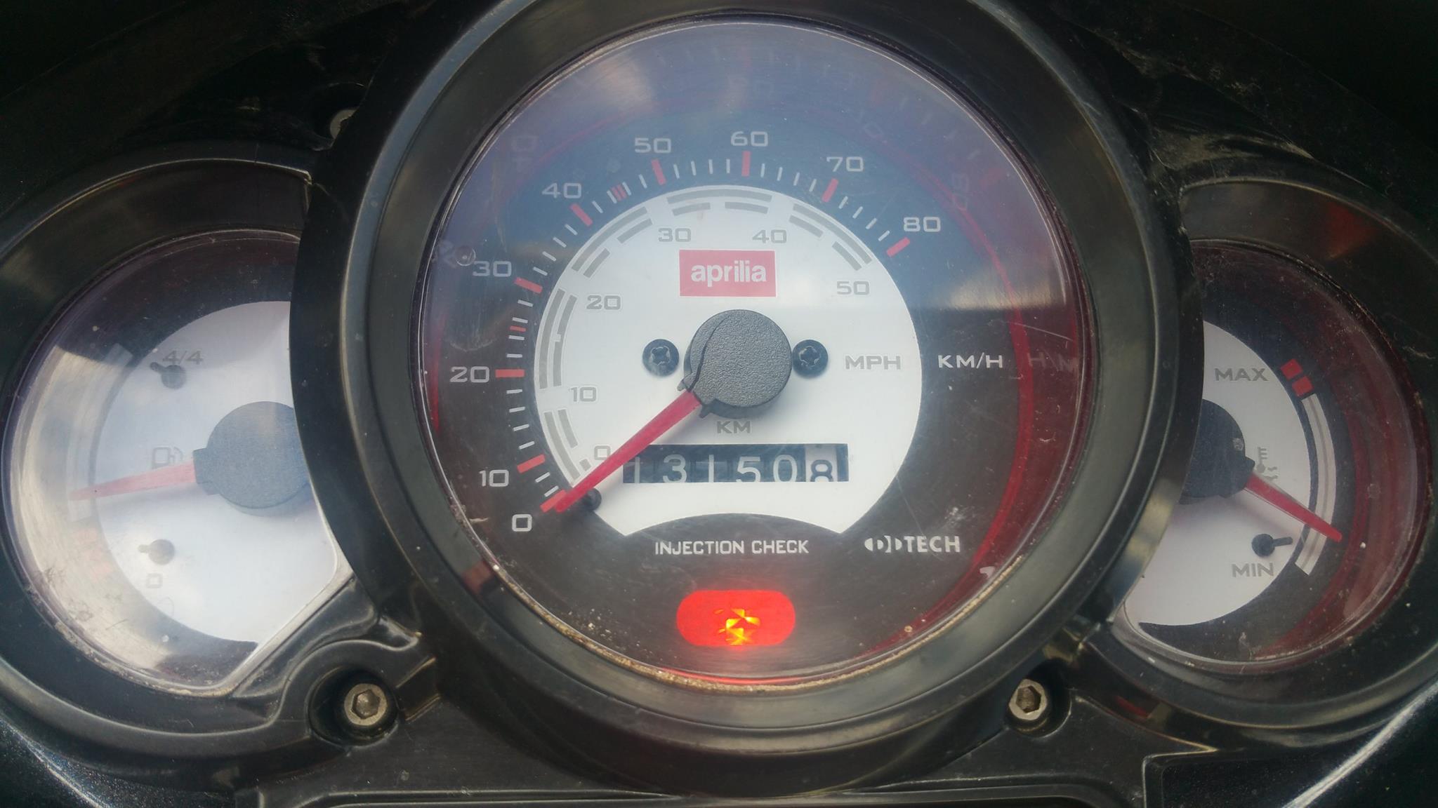 Aprilia SR50 Scooter Diagnostic System Using Gameboy Color